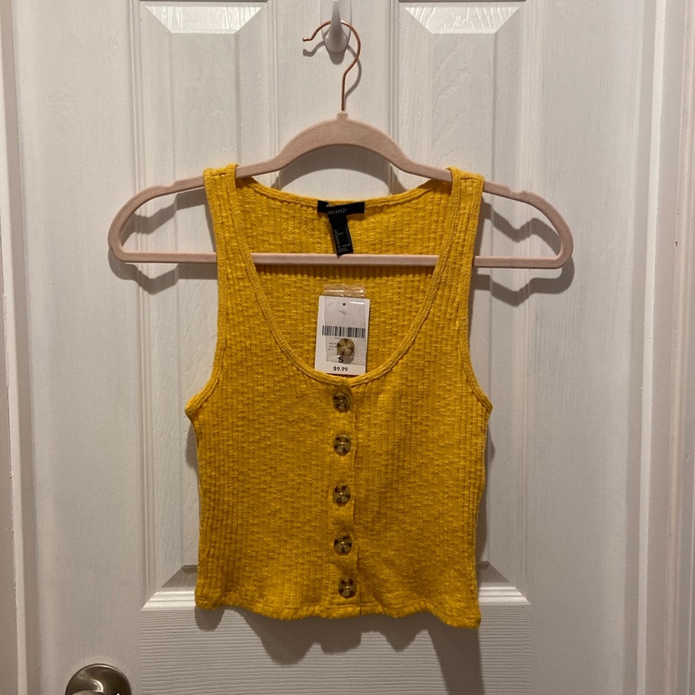 NWT Forever 21 Golden Yellow Cropped Knit Ribbed Sleeveless Button-Up Top